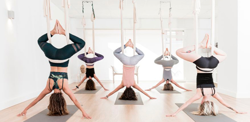 Gimnasia aérea con telas (CRIDJ)