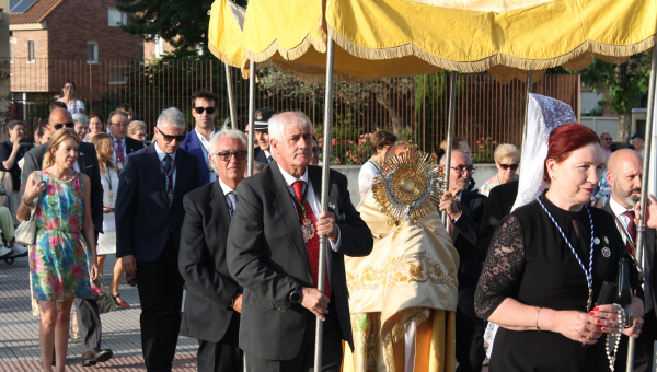 Celebración del Corpus Christi en Villanueva del Pardillo 