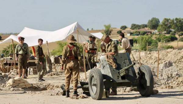 Gran éxito de la primera recreación de la Batalla de Brunete en Villanueva del Pardillo
