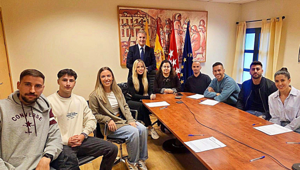 Ocho nuevos agentes toman posesión de su cargo en la Policía Local de Villanueva del Pardillo