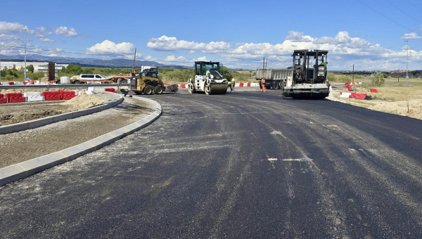 Avanzan las actuaciones en la rotonda de acceso al Polígono Industrial de Villanueva del Pardillo