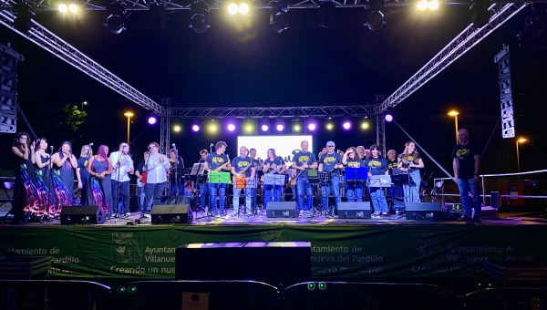 Gran acogida del X Aniversario de la Big Band de la EMMD de Villanueva del Pardillo