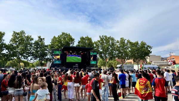 Villanueva del Pardillo con España. Gran acogida en el primer partido de nuestra selección en el Mundial