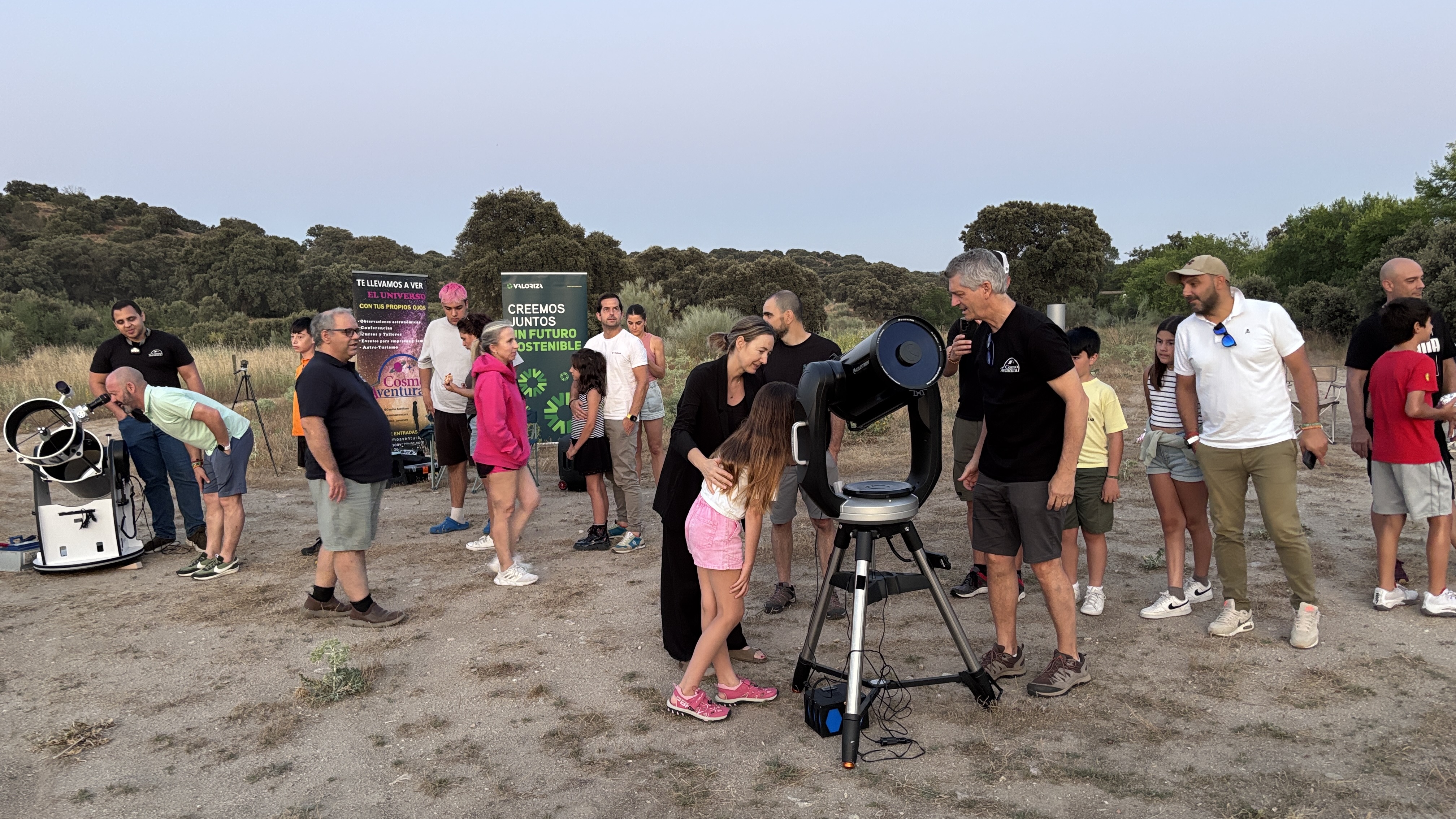 Villanueva del Pardillo celebra una jornada de observación astronómica en familia