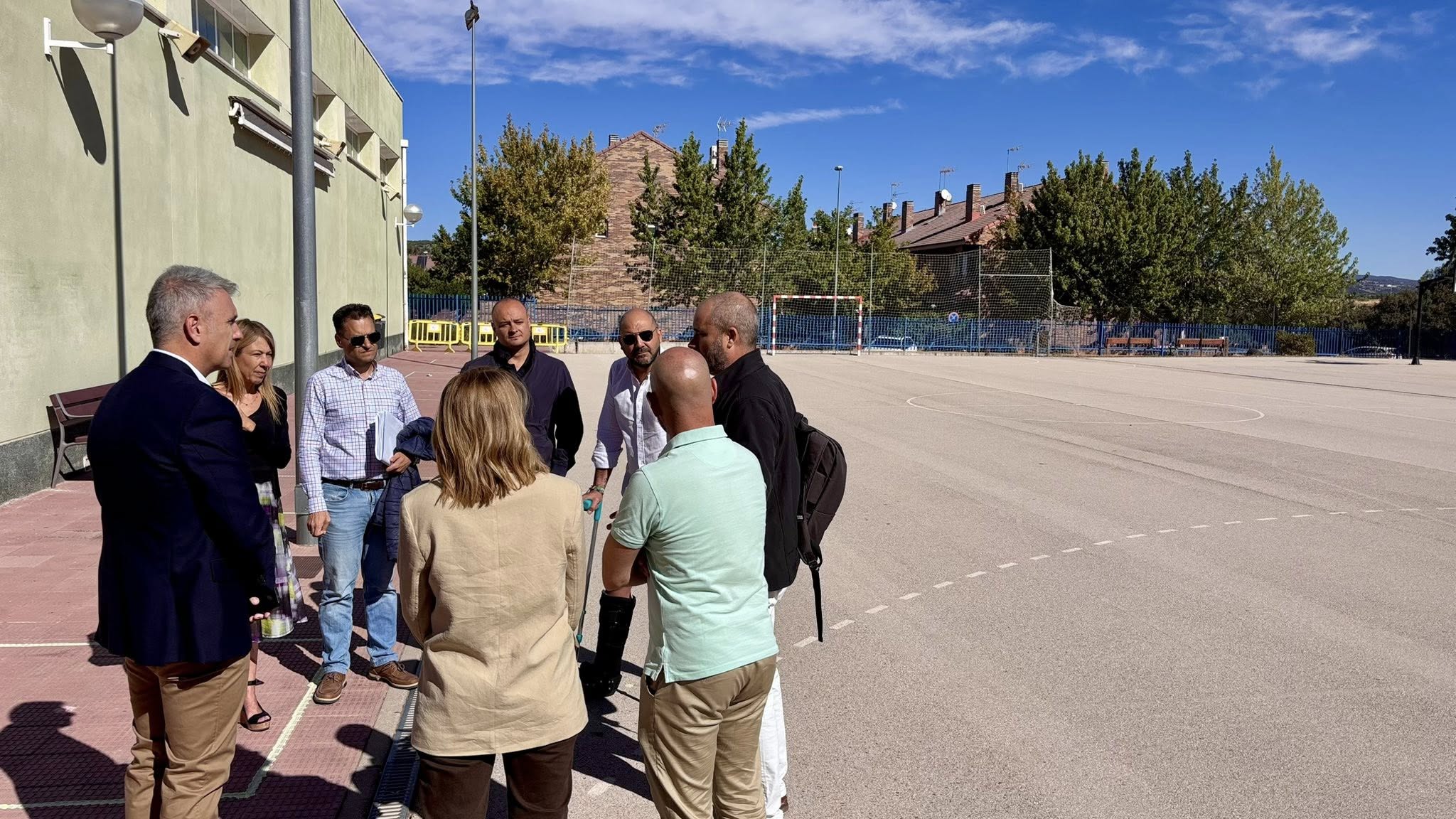 Villanueva del Pardillo continúa con su plan de mejora en sus edificios municipales con la cubierta del Colegio Carpe Diem