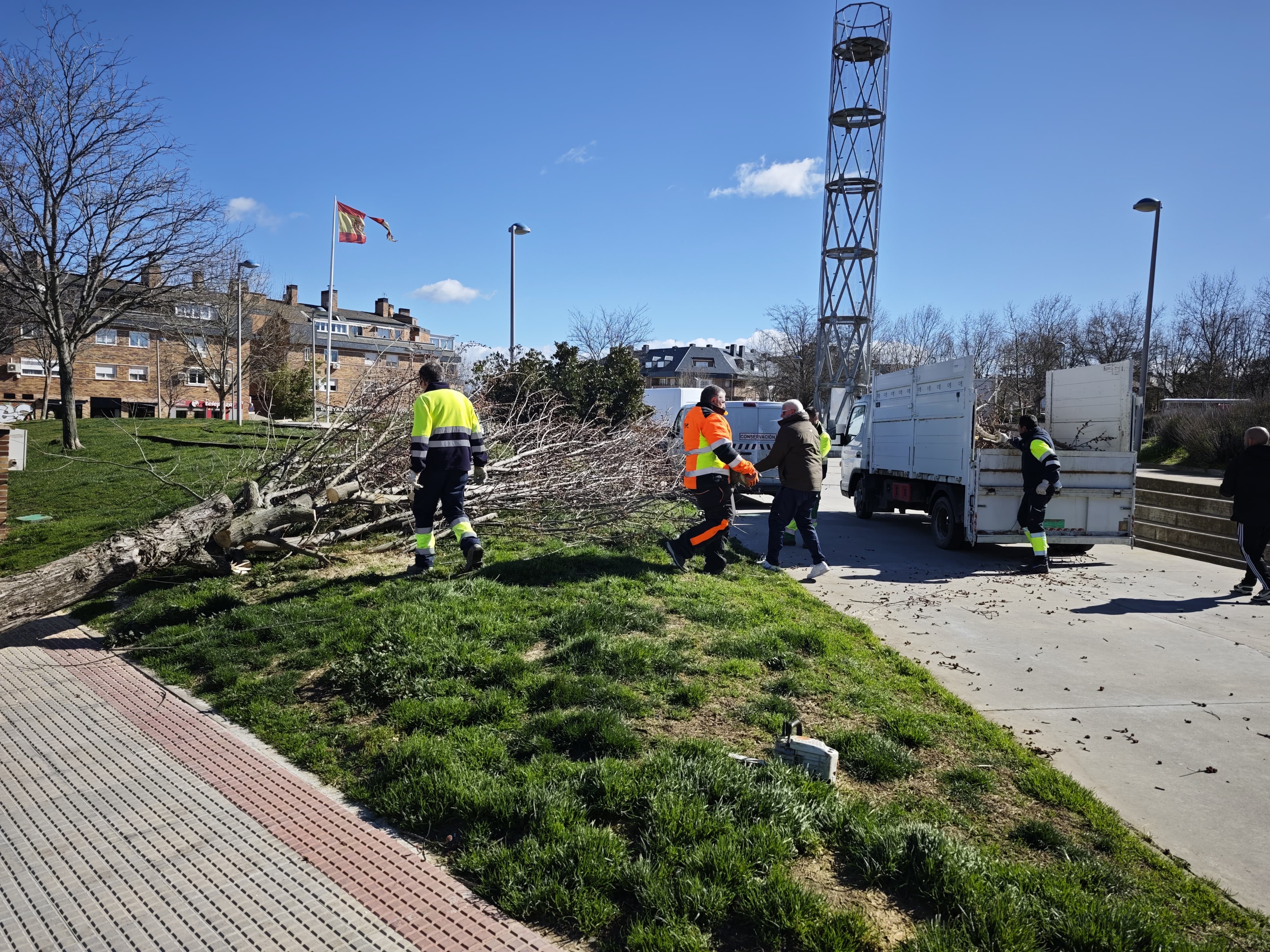 Balance de daños tras el episodio de fuertes vientos en Villanueva del Pardillo