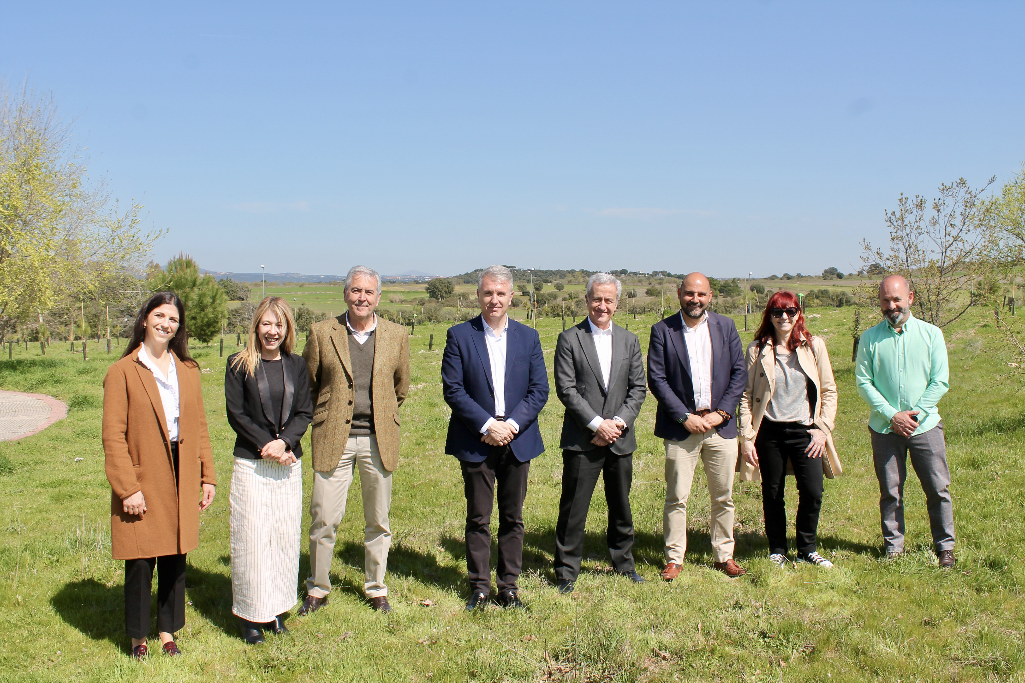 Villanueva del Pardillo estrena el nuevo “Bosque SIGAUS” con 1.000 árboles autóctonos