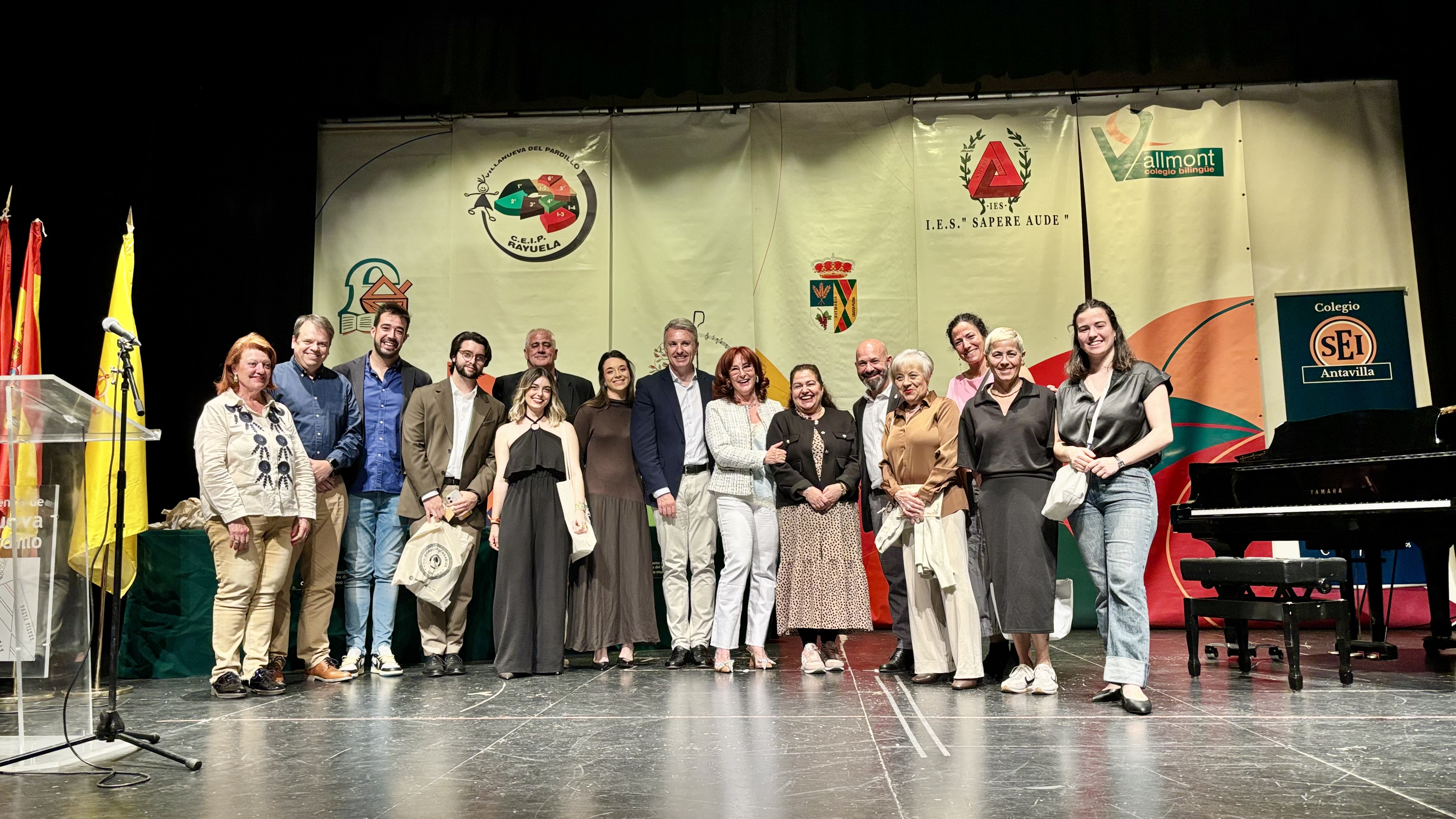 Entrega de premios del XXVII Certamen Literario “Maestro Miguel” en Villanueva del Pardillo