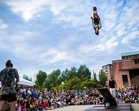 Fotografía de Gaby Merz. Compañía Tripotes. MADn Circus Festival 2019) 